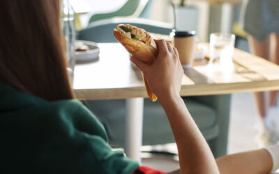 comer entre horas beneficios desventajas 400x250 - Blog